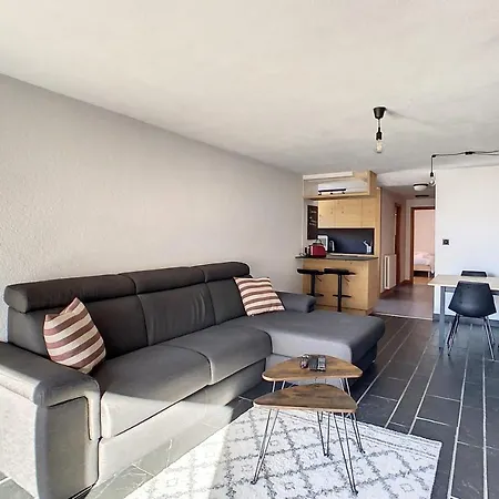 Ambassador 001 Apartamento *